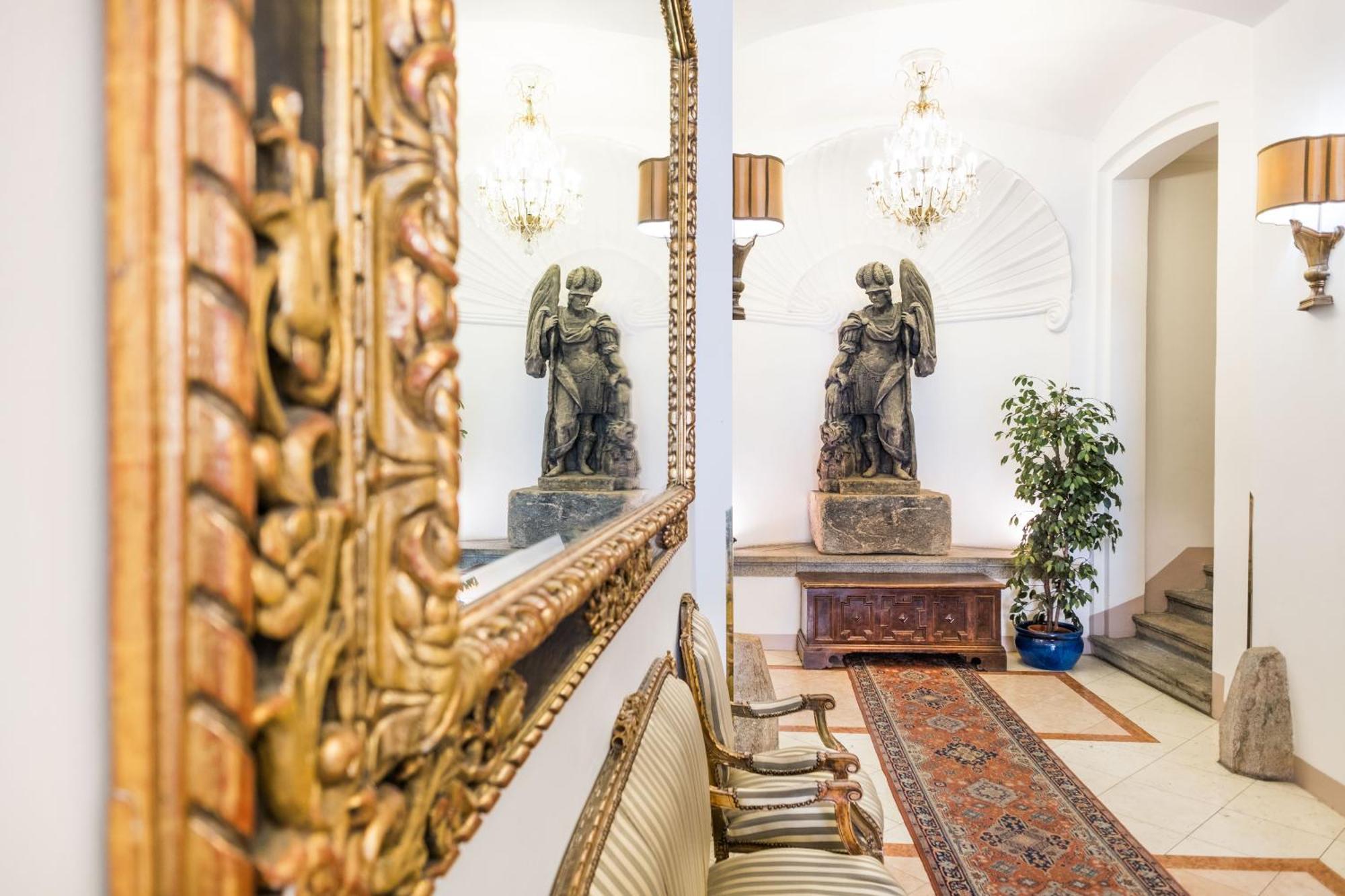 Hotel Charles Bridge Palace 4*