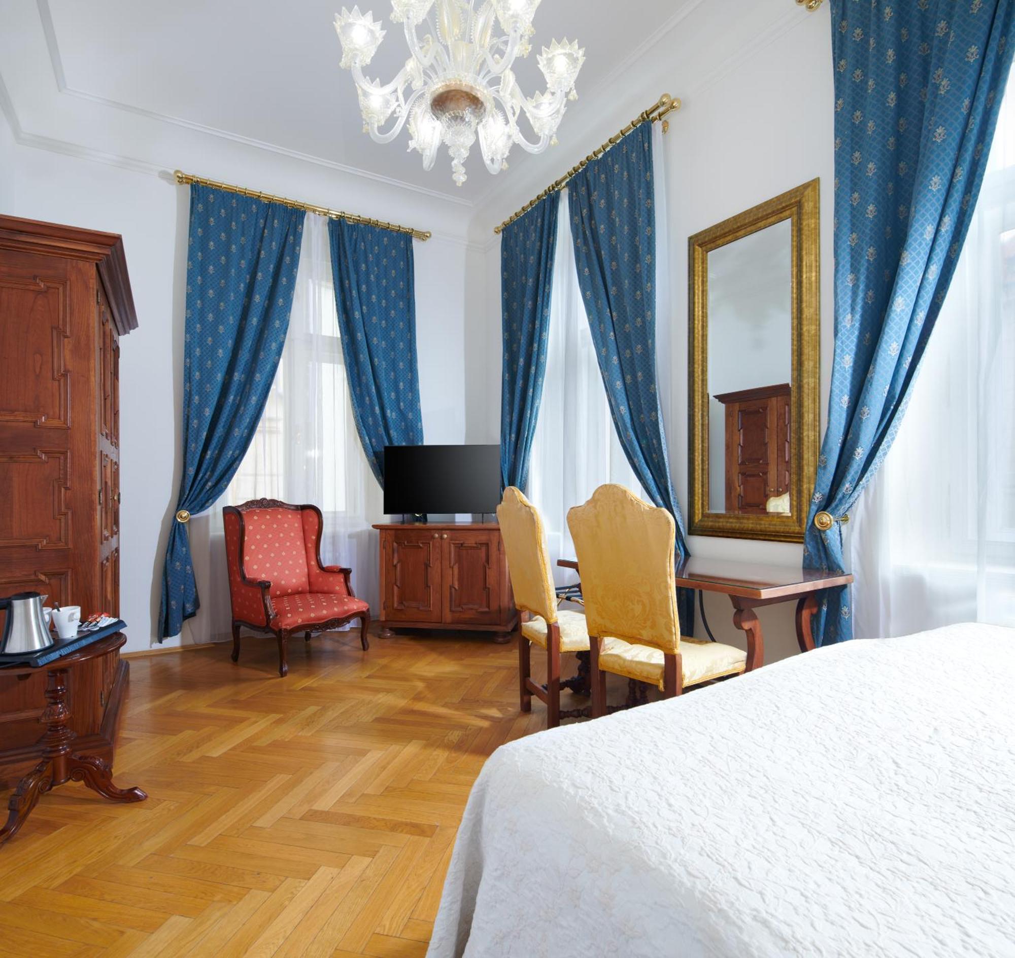 Charles Bridge Palace Hotel Praga